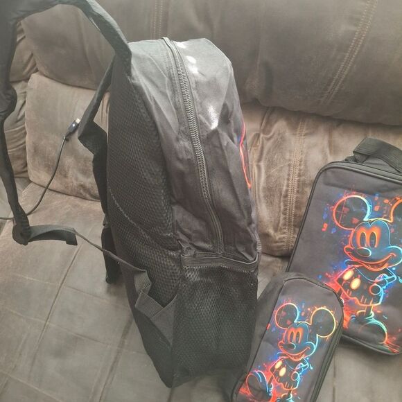 Mickey Mouse 3 Piece Backpack & Lunch Box Pencil Case Set School B… - Picture 6 of 7